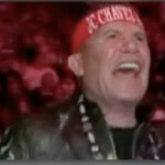 Julio César Chávez Enfrenta Nueva Decepción por Derrota de su Hijo ante Jake Paul