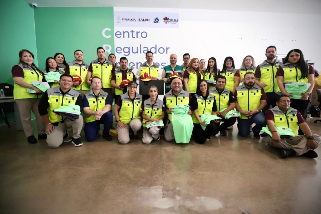 Secretaría de Salud fortalece el CRUM con entrega de uniformes y equipamientos