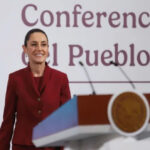 Sheinbaum propone tarjeta Finabien para facilitar el envío de remesas