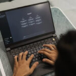 ChatGPT: Más de 2,500 millones de mensajes diarios y un futuro competitivo