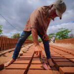 Llegan apoyos económicos y equipamiento a ladrilleros de Los Mezcales en Culiacán