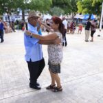 ‘Jueves de Danzón’ llena de alegría la Plazuela Zaragoza