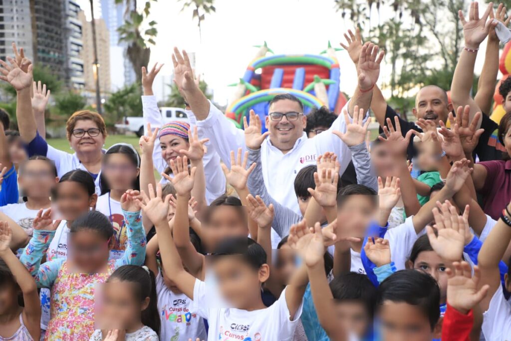 Clausuran Cursos de Verano CIDS “Brillando Juntos” en Parque Central