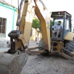 Claudia Valdez inicia construcción de drenaje sanitario en calle Guillermo Nelson, de la colonia “La Joya”.
