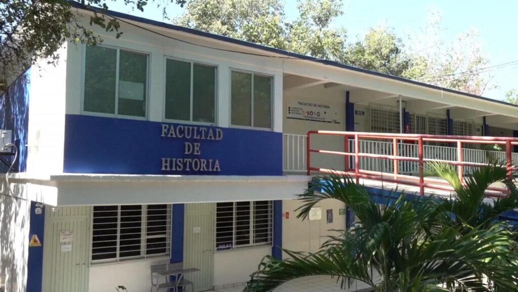 La Licenciatura de Historia de la UAS está en proceso de ser evaluada por el CIEES; ya ha sido acreditada tres veces de manera consecutiva