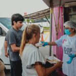 LLEVA DIF SINALOA ALIMENTO CALIENTE A FAMILIAS DEL HOSPITAL GENERAL DE CULIACÁN
