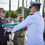 Autoridades, ciudadanos y Fuerzas Armadas conmemoran 215 Aniversario del inicio de Independencia.