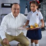 Antonio Menéndez encabeza inicio de ciclo escolar en Ahome.