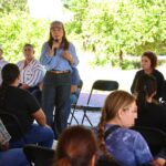 Gobierno del Estado escucha y atiende a familias desplazadas preventivamente de Culiacán y Badiraguato