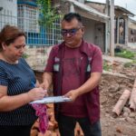 Supervisan vecinos avance y transparencia en obras de pavimentación en Culiacán