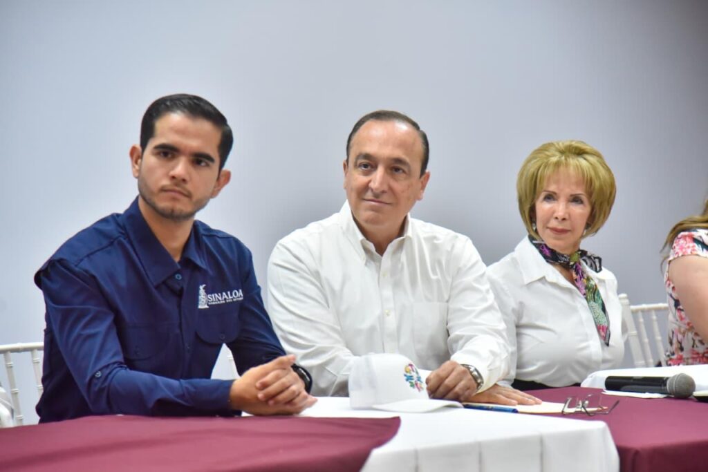 Alcalde Antonio Menéndez recibe a “Juventudes 2030” de Sinaloa y los conmina a generar políticas públicas para su sector