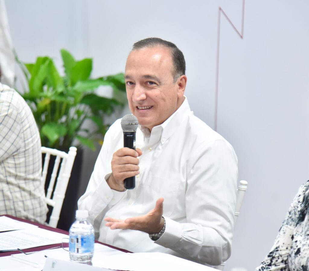 Rehabilitación de socavón en Centenario va en un 50%, y se espera esté lista en 3 semanas.