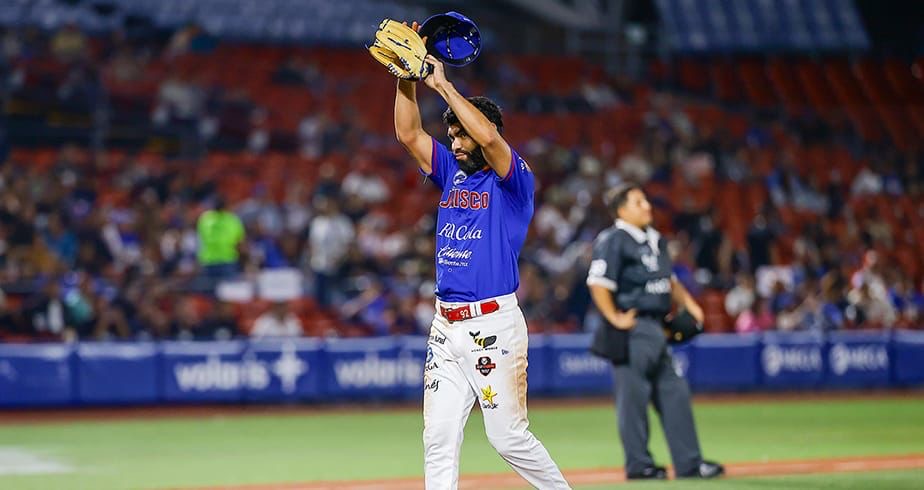 Charros dominan a Naranjeros y toman el liderato de la LAMP