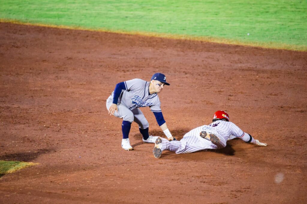 Romero se convierte en héroe y guía a Jaguares a la victoria en Mexicali