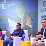 Presenta la UAS libro que rescata los discursos de las 40 personalidades que han recibido el Grado Doctor Honoris Causa por parte de la Casa Rosalina