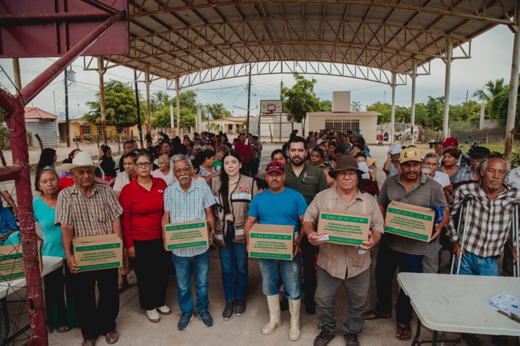 DIF SINALOA LLEVA ASISTENCIA ALIMENTARIA A PESCADORES DE COSPITA Y PENÍNSULA DE VILLAMOROS EN CULIACÁN