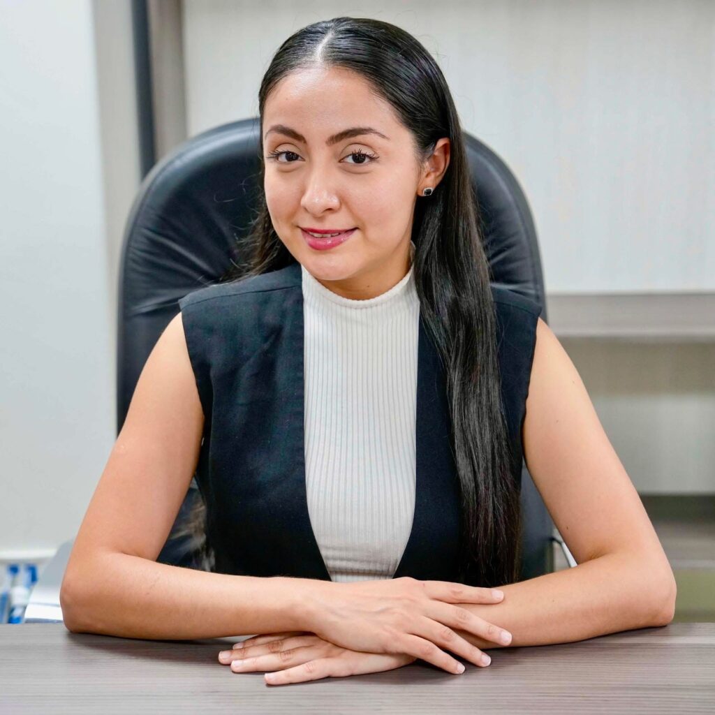 Denuncia funcionaria del Congreso del Estado presunta presión para renunciar y retención de salario