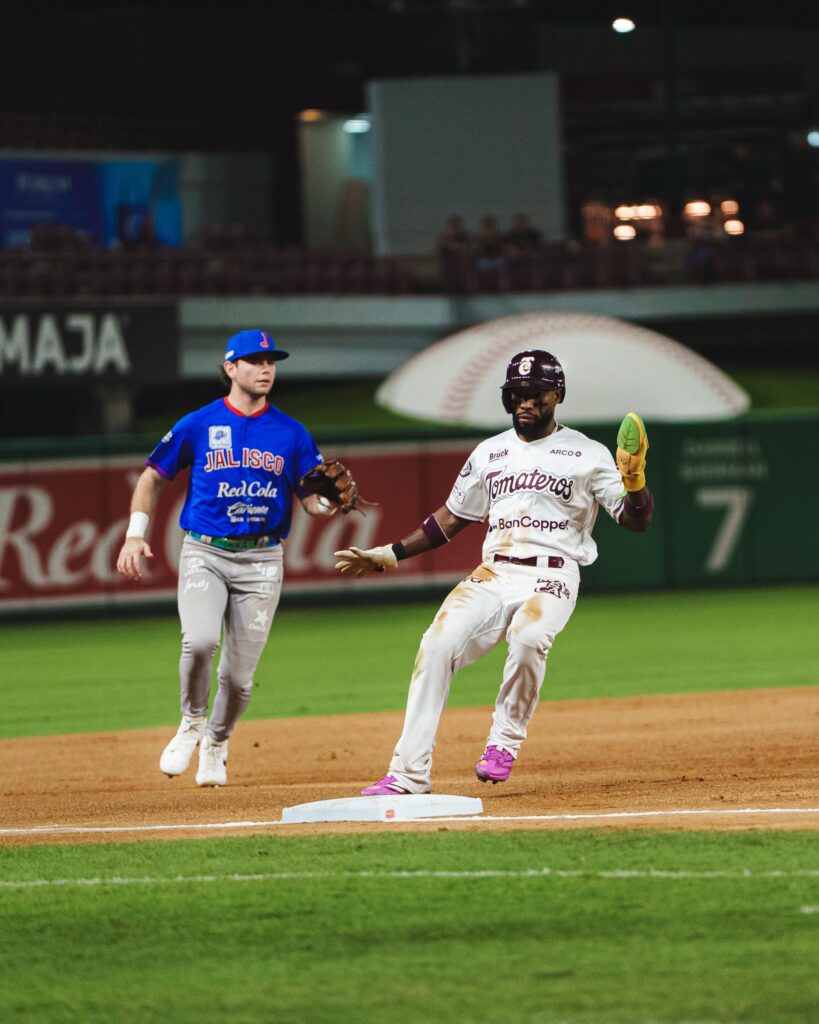 Tomateros impone carácter y asegura la serie ante Charros