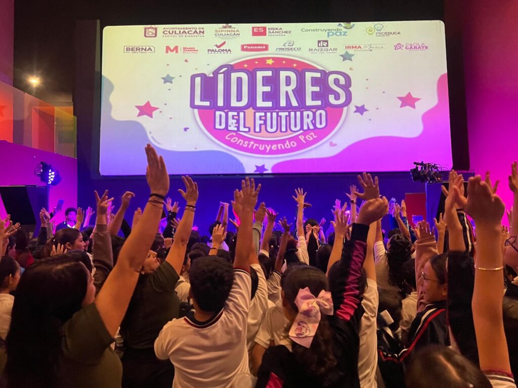 Niñas y niños construyen paz a través del Programa “Líderes del Futuro”