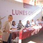 Encabeza Estrella Palacios el Lunes Cívico en la Primaria General Ángel Flores