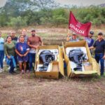 Gobierno de Sinaloa beneficia por primera vez a cooperativa de la Presa Las Higueras con motores y panga
