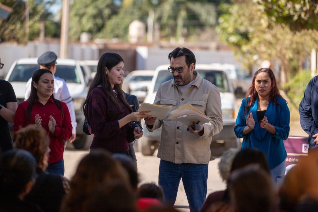 Juan de Dios Gámez entrega obras por 11 mdp en la sindicatura de Quilá; “siempre vamos a estar al pendiente de ustedes”