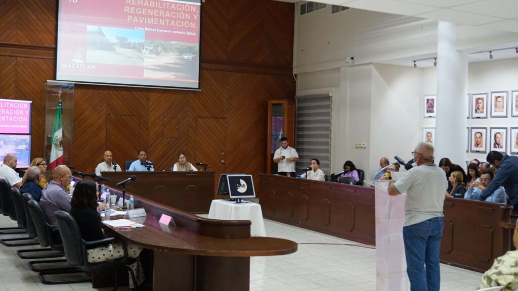 Participan 23 ciudadanos en Cabildo Abierto de Mazatlán