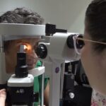 Ante la prevalencia de miopía en la región y el poco conocimiento de las familias sobre ella, investigador de la UAS realiza un libro sobre esta problemática visual