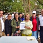 Después de 70 años por fin vecinos de Goros Pueblotienen red de alcantarillado sanitario.