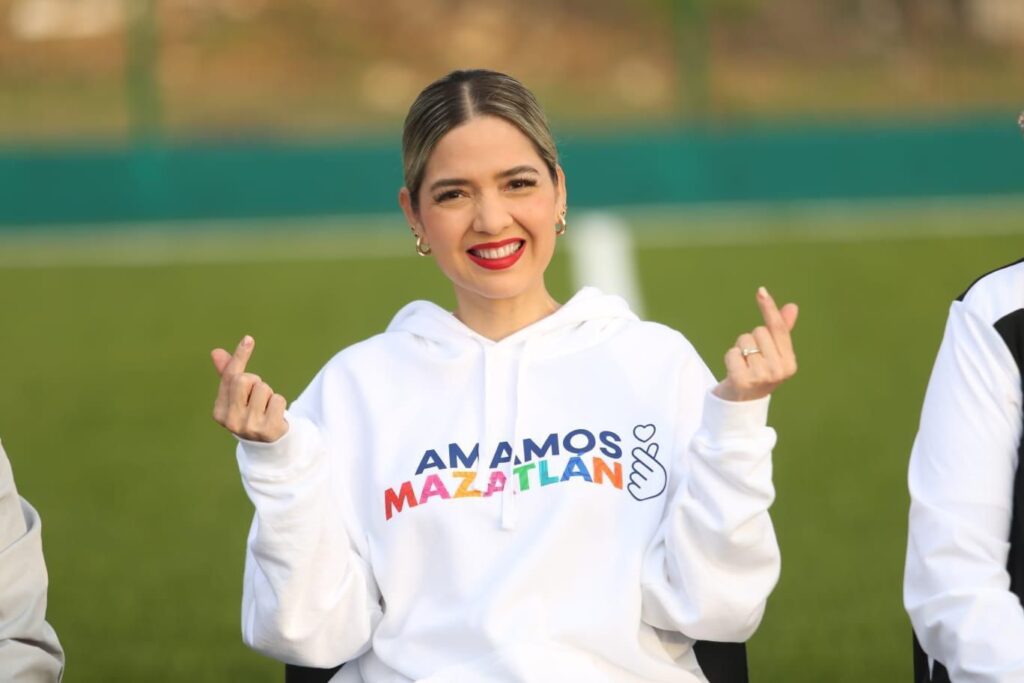 La cancha de pasto sintético Vistas del Mar es una realidad: Estrella Palacios