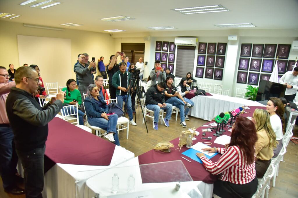 Los Mochis y Ahome, atraen atención de turistas en la FITUR Madrid 2026.