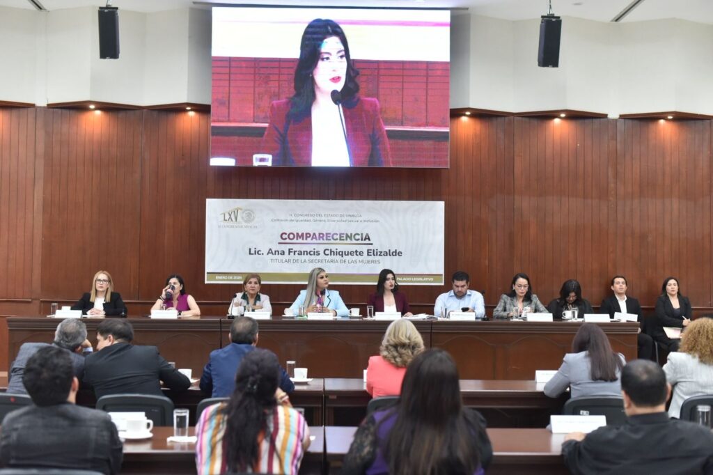 Comparece Secretaria de las Mujeres ante el Congreso del Estado