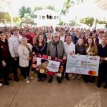 Inicia Gobernador Rocha Moya entrega de la Beca Rita Cetina en Navolato