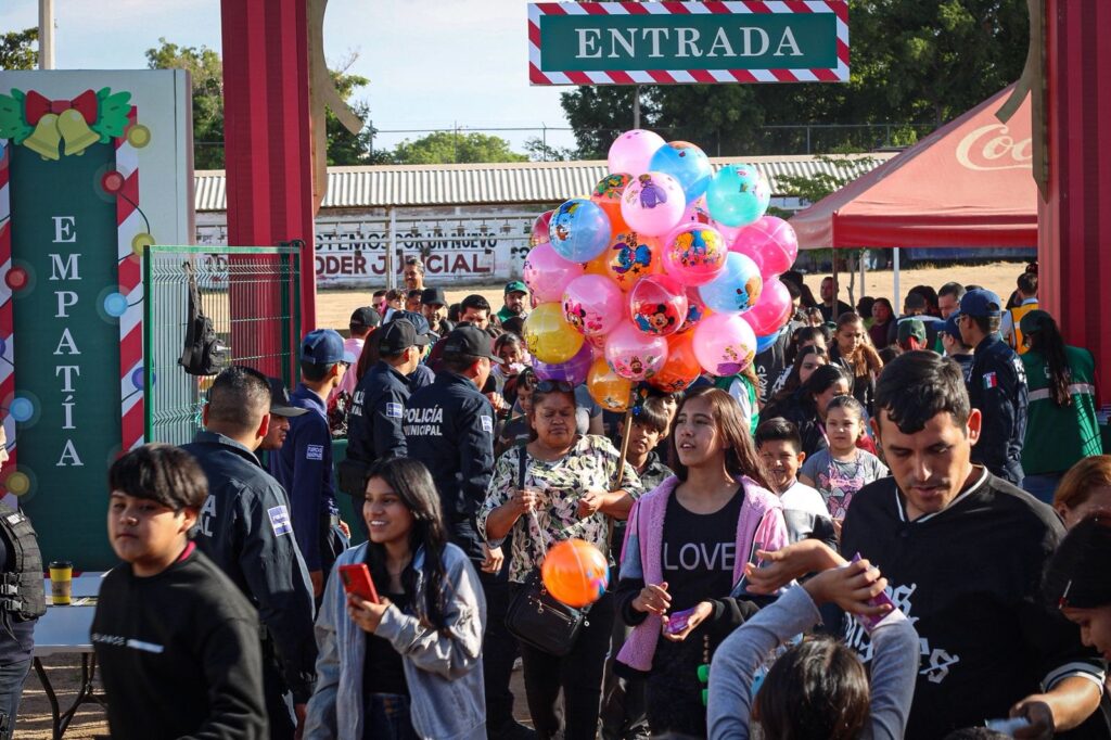 Familias disfrutan del Especial Horario Matutino por el Día de Reyes en la Verbena Culiacán