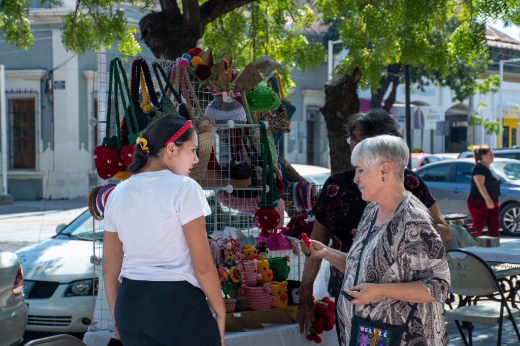 Artesanía, creatividad y comunidad se encuentran en la Expo Tejiendo Sueños