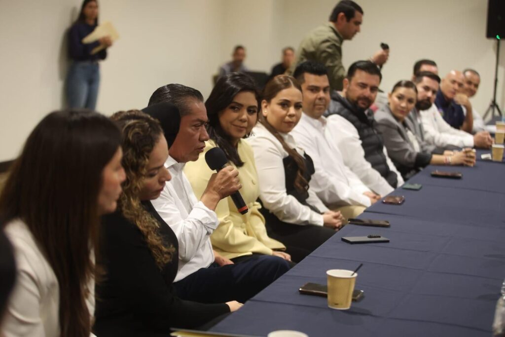 Presidenta Estrella Palacios fortalece coordinación con sector empresarial rumbo a Carnaval 2026