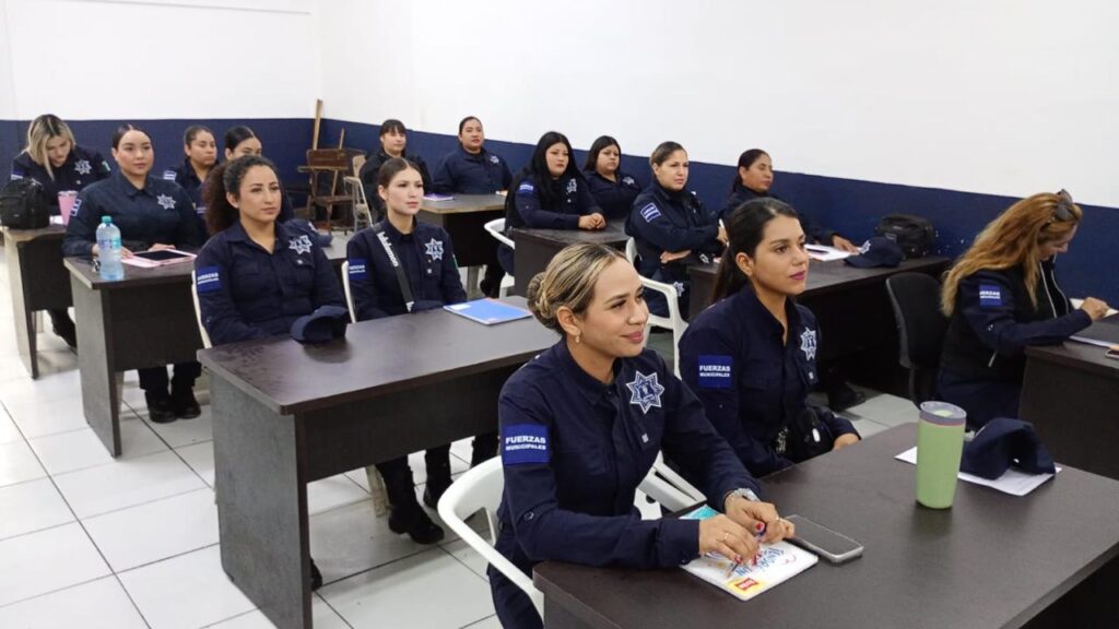Capacitan a mujeres policías en visualización de la violencia para fortalecer atención a víctimas