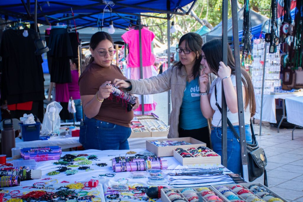 Invitan a disfrutar del “Bazar del Amor” en la Plazuela Álvaro Obregón
