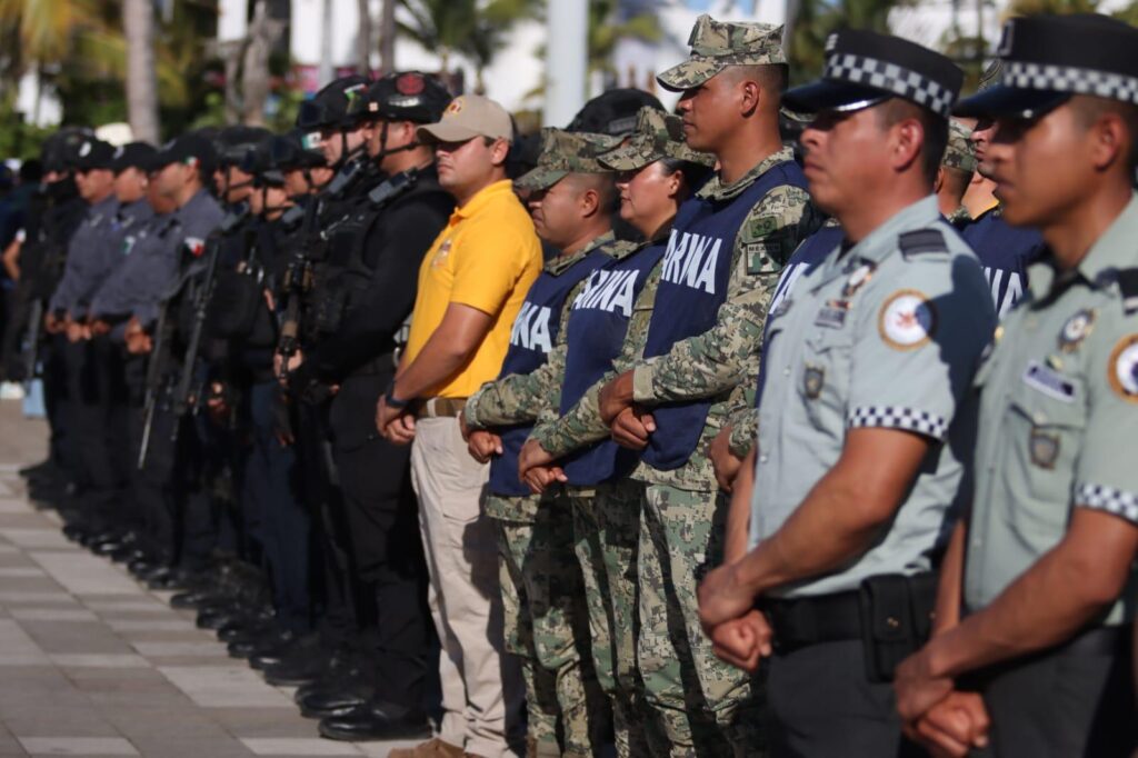 Estrella Palacios supervisa malecón previo al primer desfile del Carnaval de Mazatlán “Arriba la Tambora”