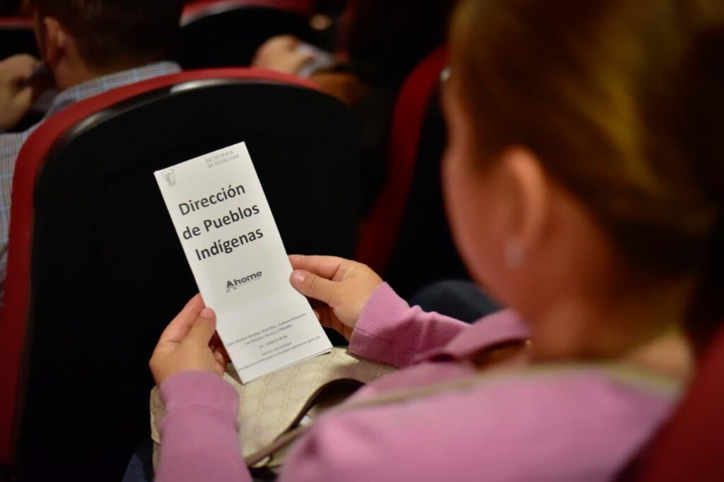 Ayuntamiento impulsa habilidades humanas y reconoce el mérito de las mujeres con taller “El Mundo ya cambió”.