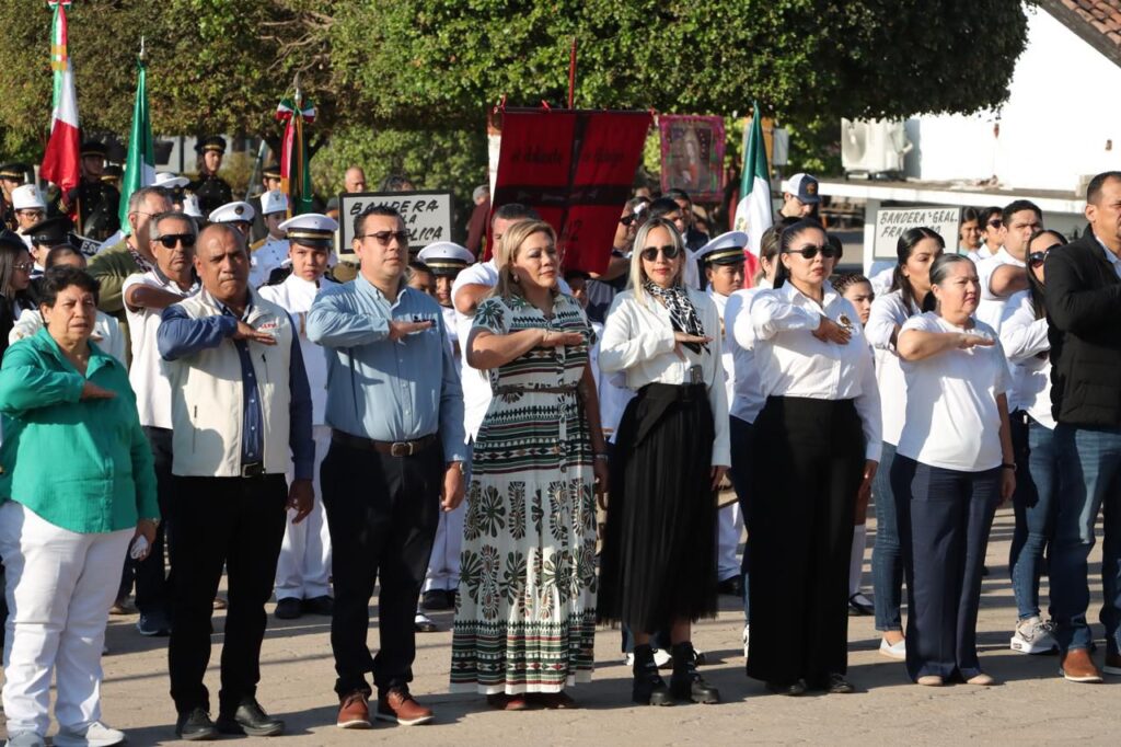 Gobierno Municipal de Rosario conmemora el Día de la Bandera con acto cívico y desfile tradicional