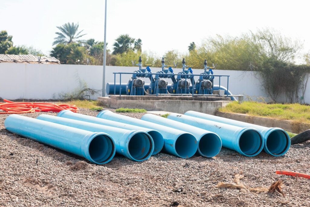 Gobierno de Sinaloa resuelve rezago histórico de drenaje en Juan José Ríos y garantiza bienestar a sus familias