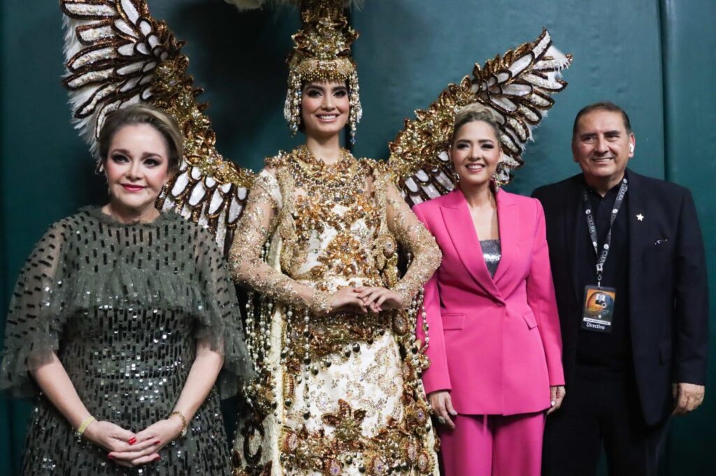 Eneyda Rocha y Estrella Palacios coronan a Anahí I, Reina del Carnaval de Mazatlán “Arriba la Tambora”