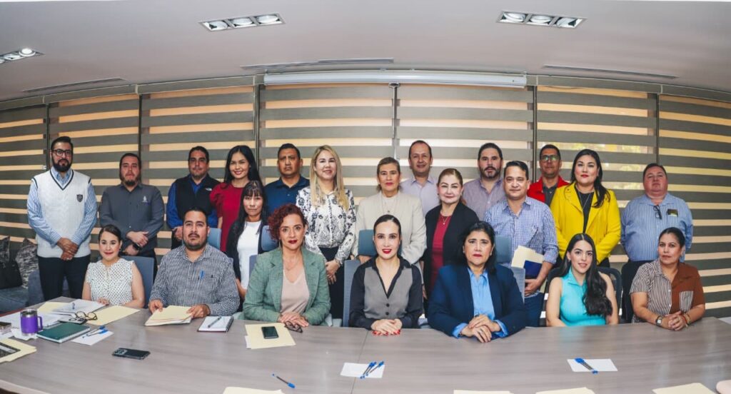 Reúne Transparencia a dependencias para garantizar derecho a saber y cumplimiento a obligaciones