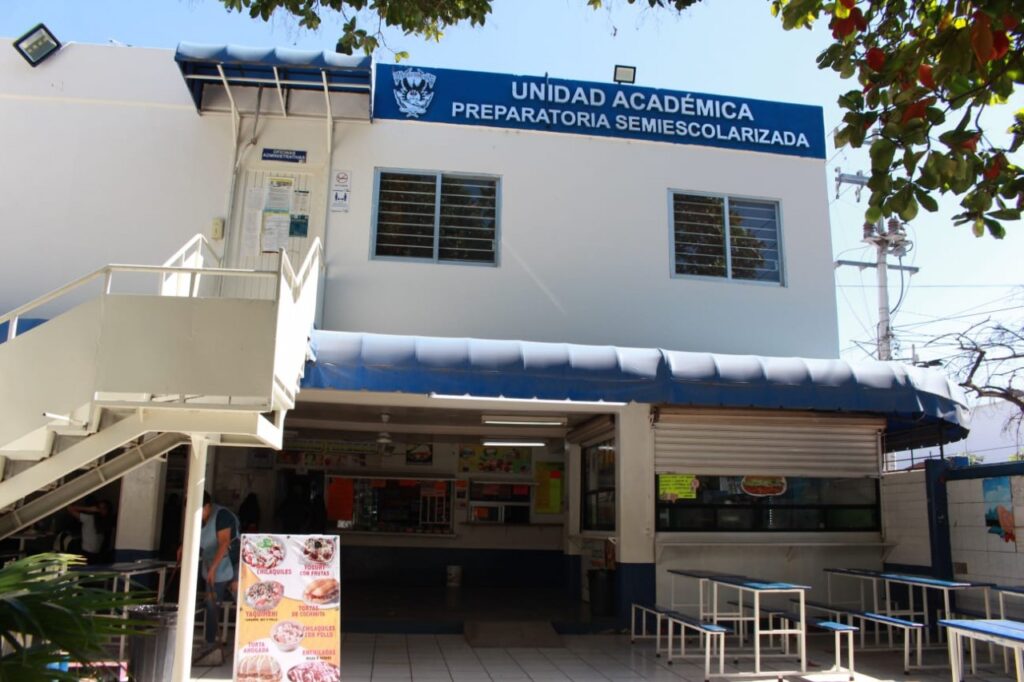 ¿Trabajas y quieres terminar tu bachillerato? La UAS abre registro para su modalidad semiescolarizada de fin de semana; una opción con 38 años de excelencia