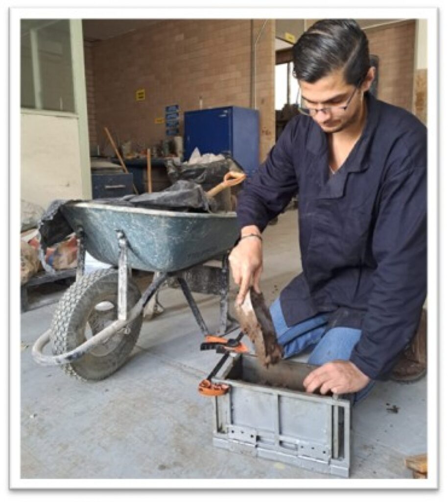 Investigador de la UAS desarrolla bloques de suelo-cemento para sustituir al ladrillo convencional; reduce un 45% las emisiones en la construcción