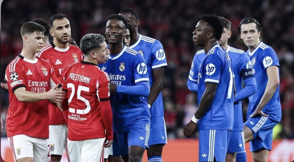 FIFA analiza castigar con expulsión a quienes oculten sus palabras en discusiones dentro del campo