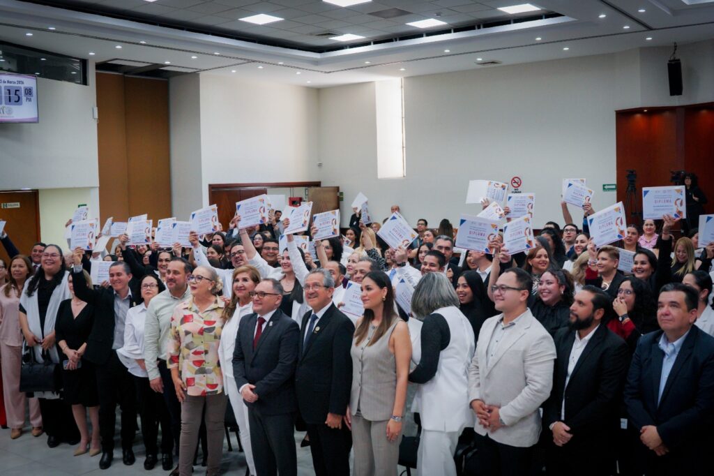 Reconoce Grupo Parlamentario de Morena a egresados del Diplomado en Ciudadanía y Construcción de Paz