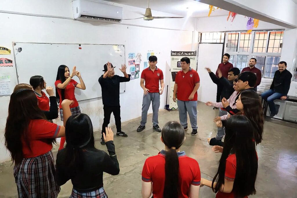 Continúa el arranque de los Proyectos Culturales Comunitarios 2026 con taller de actuación en Los Huizaches