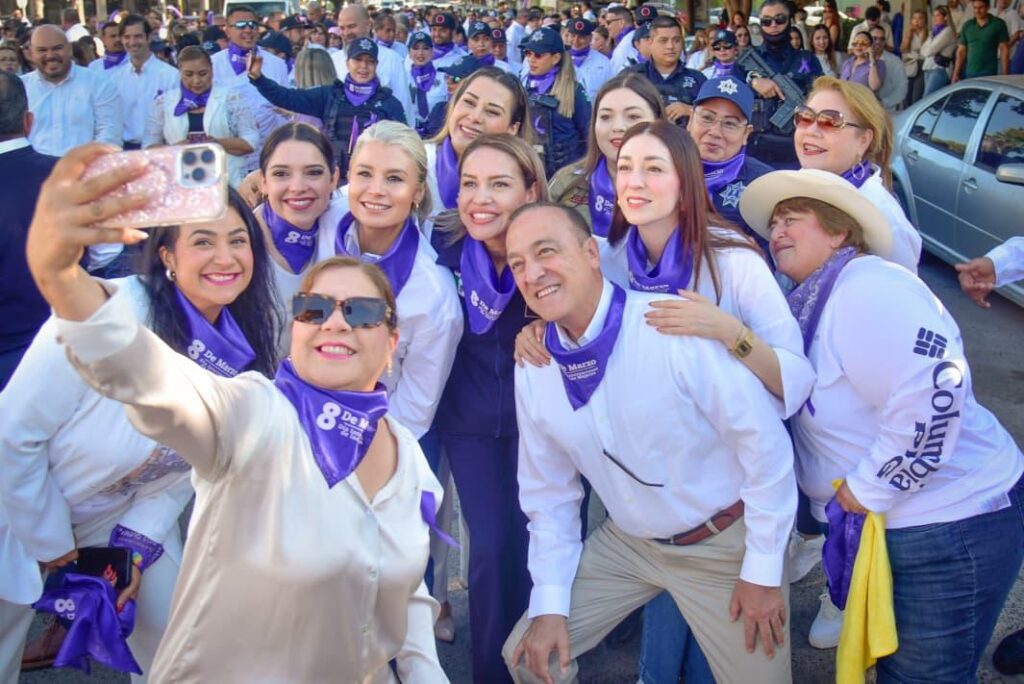 Marchan en Ahome por los derechos de las mujeres; llaman a visibilizar la violencia y a actuar en unidad.